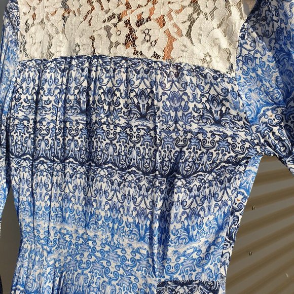 Tigerlily 8 Blue Paisley Crepe embroidered Lace button cool tones flowy Dress - Picture 8 of 13